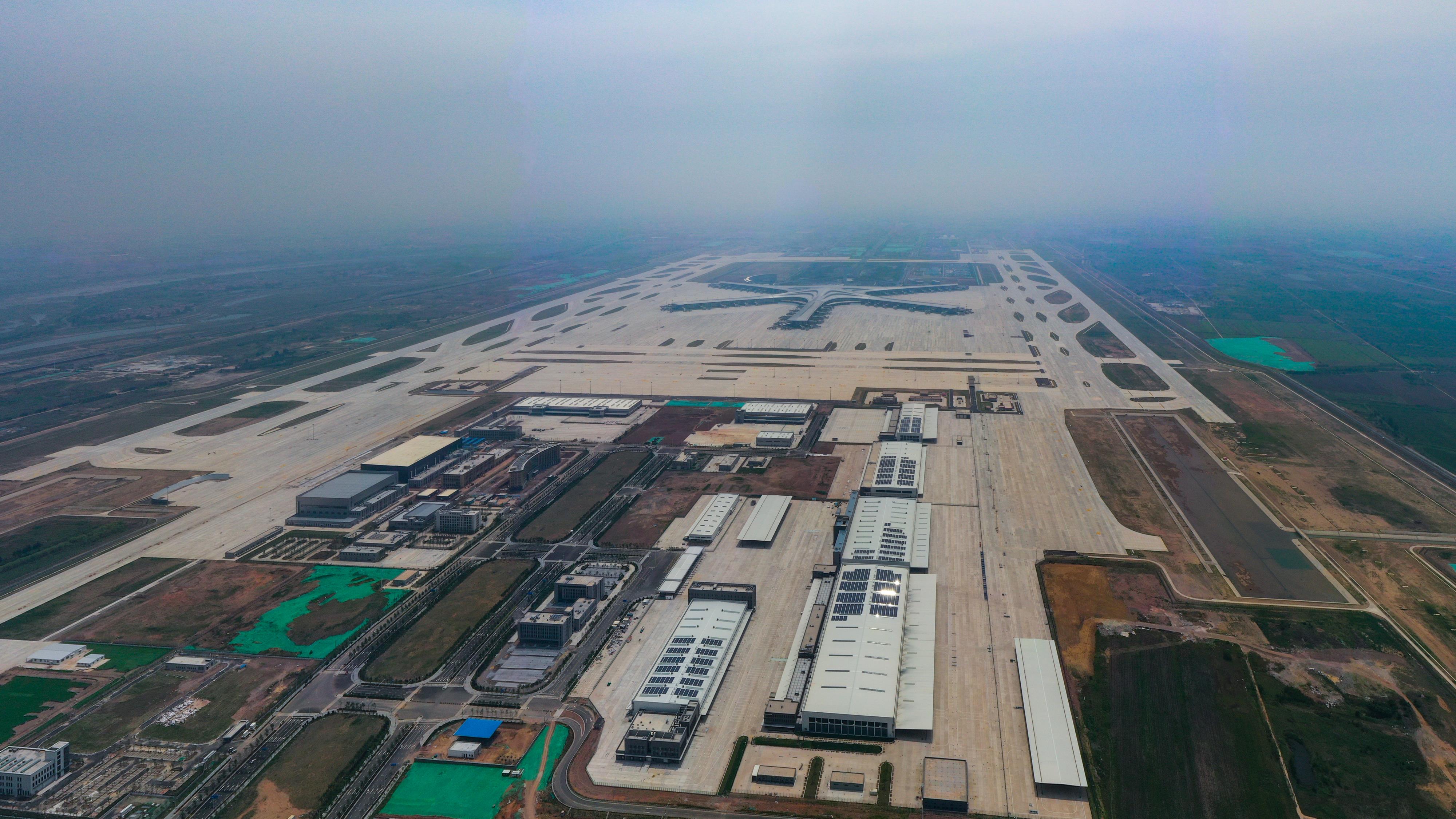 창고를 위한 공항 조립식 강철 구조물 프레임 빌딩